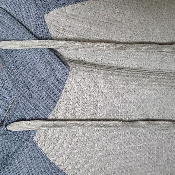 CATO Waffle Knit Sweatshirt Top - Picture 2 of 3